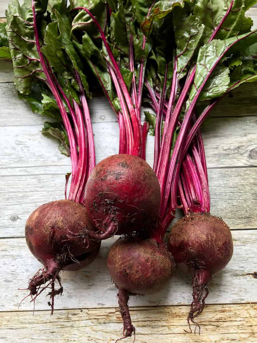 beet roots with stems and leaves 