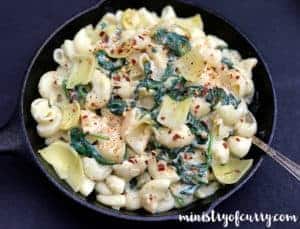 spinach artichoke macaroni and cheese