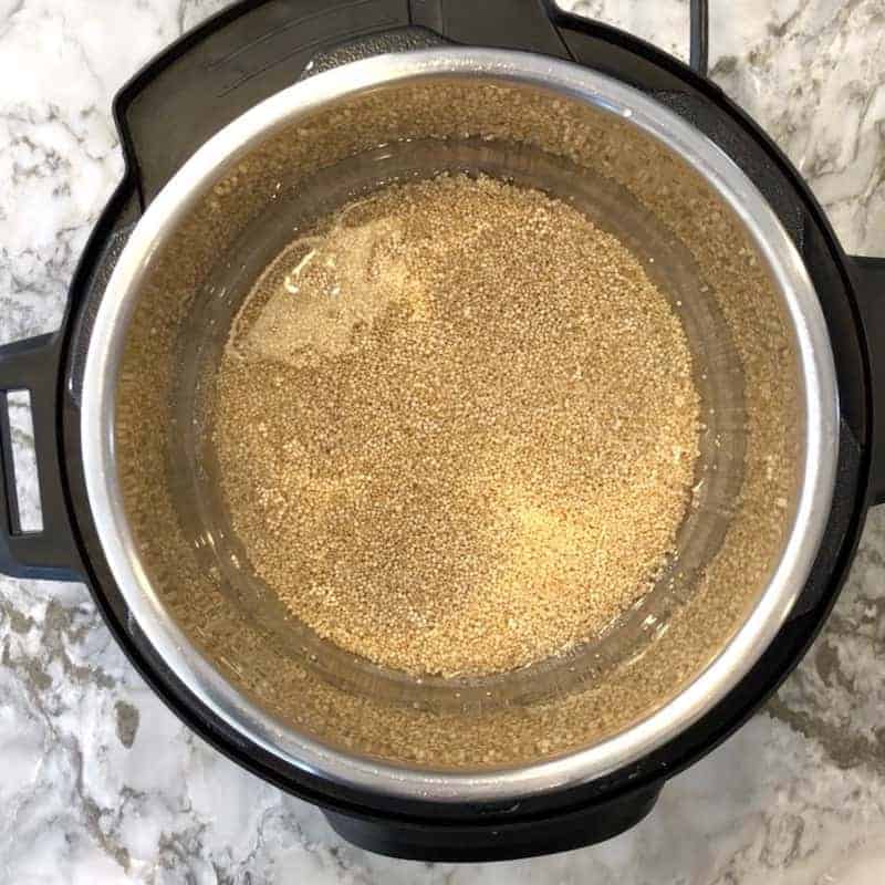 quinoa and water in Instant Pot