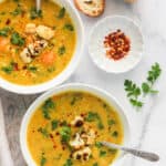 2 bowls of mulligatawny soup