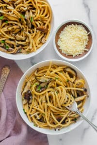 spaghetti with shiitake mushrooms