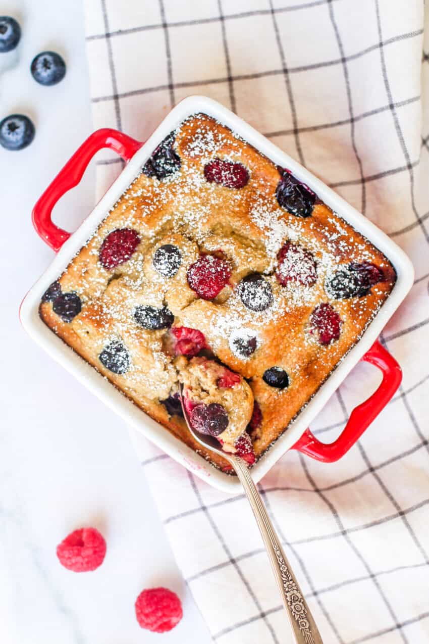 Baked Oats with Berries