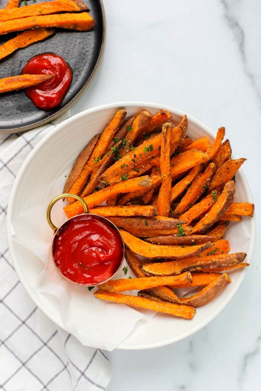 Air Fryer Sweet Potato fries served with ketchup 