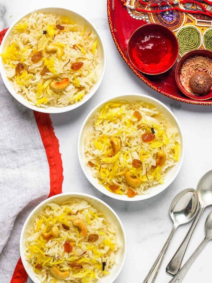 sweet coconut rice served in 3 white bowls