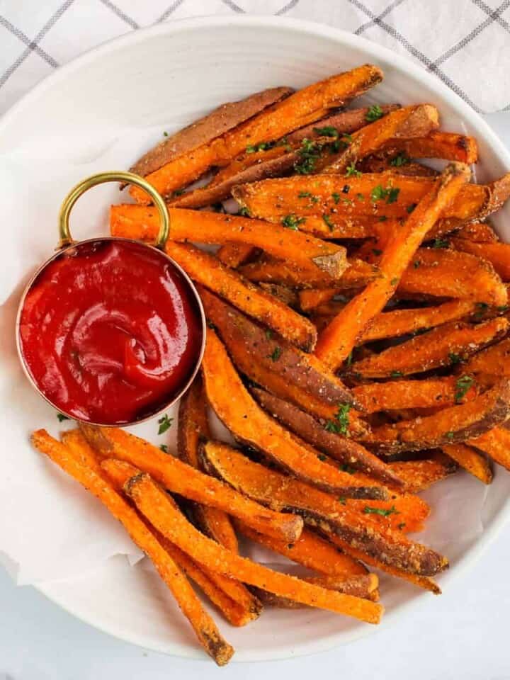 sweet potato fried with ketchup