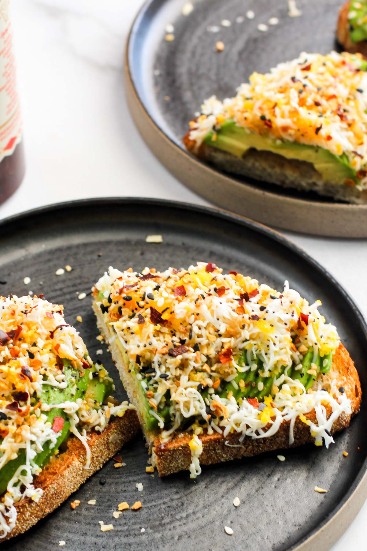 Avocado Toast with Everything Bagel Seasoning - The Urben Life