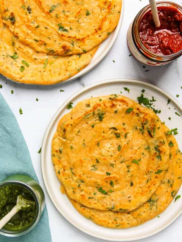 masoor dal chilla served with chutney and pickle