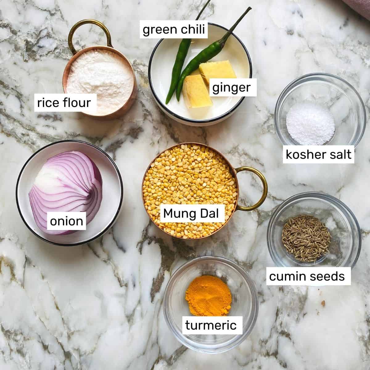 ingredients to make moong dal chilla 