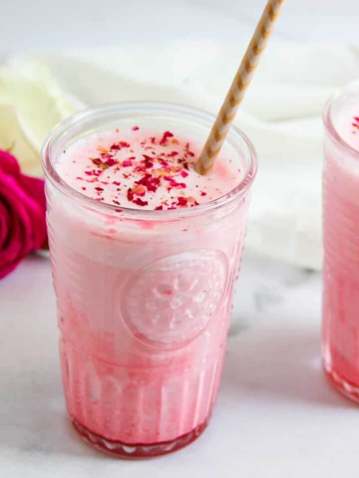 rpse lassi garnished with dried rose petals