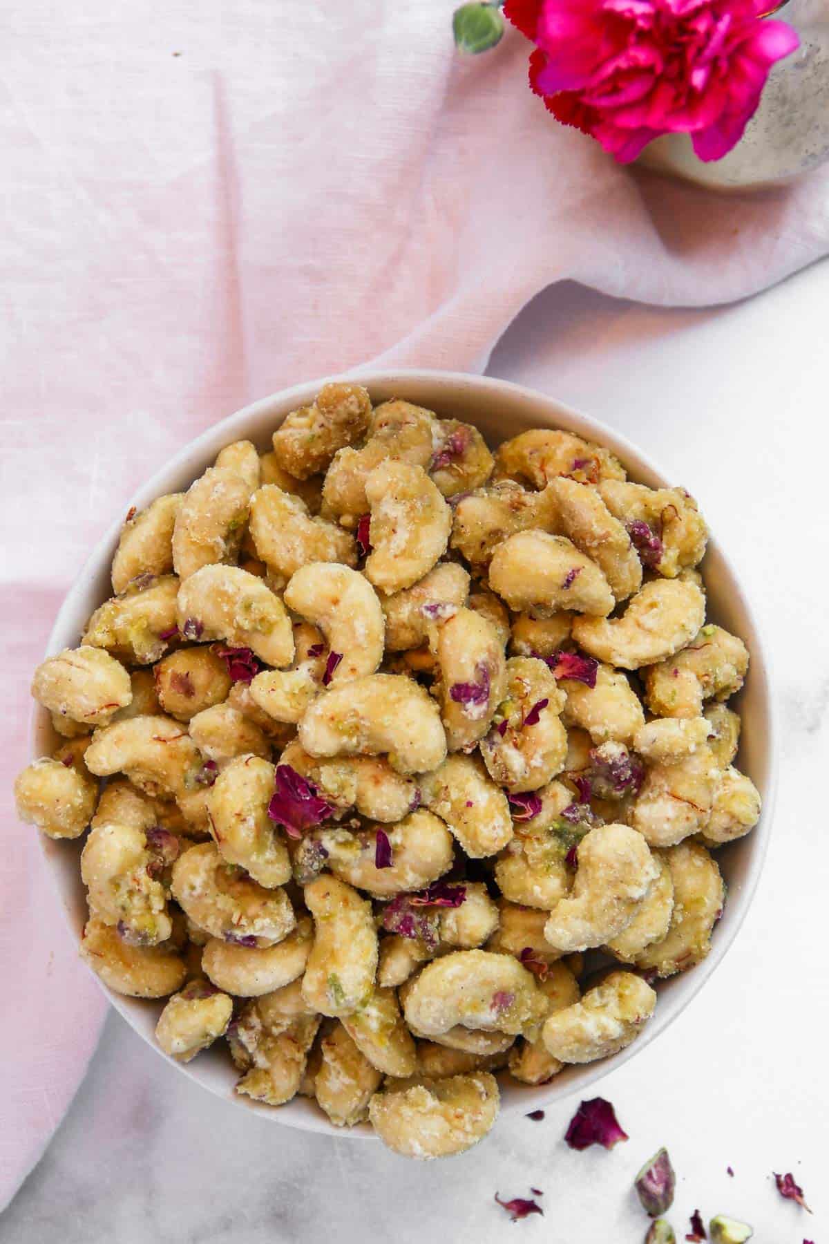 candied cashews in a bowl 
