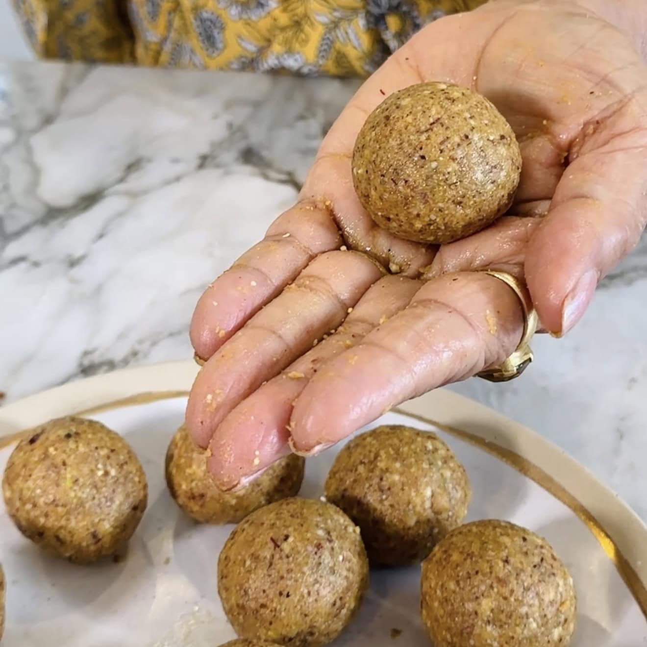 rolled sattu laddu.